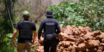 Ossada humana é encontrada em terreno na Avenida Presidente Kennedy em Teresina