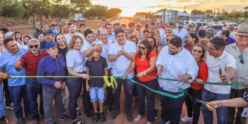 Governador inaugura recuperação de trecho da PI-247, entre Sebastião Leal e Uruçuí