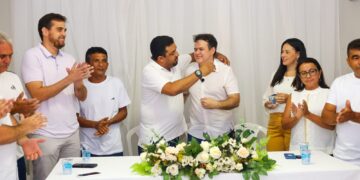 Presidente da Câmara Tiago Pinto apoia à pré-candidatura de Ferdinand Freitas