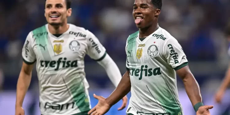 Palmeiras empata com Cruzeiro e se sagra campeão do Brasileirão