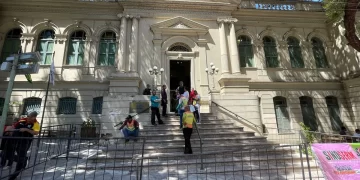 Justiça dá 24 horas para a Prefeitura de Teresina pagar salários de trabalhadores terceirizados