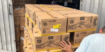 HUT recebe novo carregamento de insumos e medicamentos