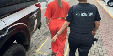 Mulher é presa acusada de estelionato em condomínio de luxo em Teresina
