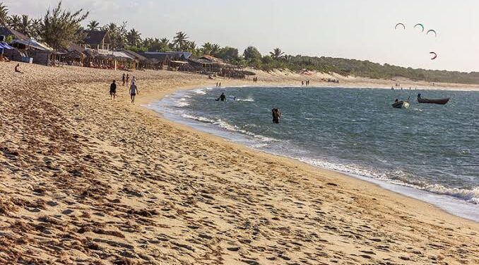 Professor da UFPI morre afogado na praia de Barra Grande no Piauí
