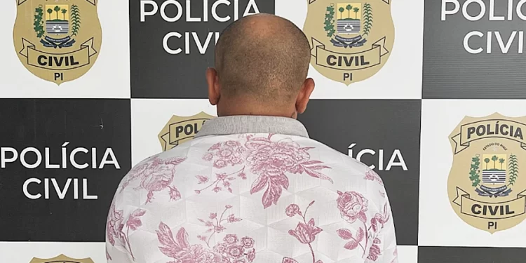 Polícia prende pastor acusado de estuprar enteada de 7 anos em Esperantina