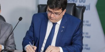 Rafael Fonteles solicita autorização da ALEPI para nova viagem internacional