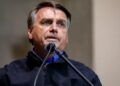 STF determina que Polícia Federal apreenda passaporte de Jair Bolsonaro