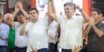 Pablo Santos lança pré-candidatura em Picos ao lado do governador Rafael Fonteles