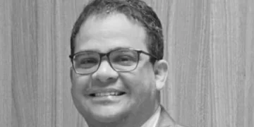 Juiz piauiense de 40 anos morre após afogamento em banho de praia na Paraíba