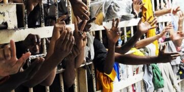 Câmara aprova fim da “saidinha” de presos em feriados