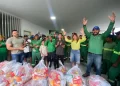 Prefeitura de Esperantina entrega cestas básicas para os garis do município