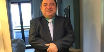 Tchesco Silva entrega secretaria de comunicação de Teresina