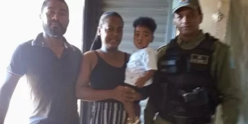 Sargento da Polícia Militar salva criança que estava engasgada em cidade no Piauí