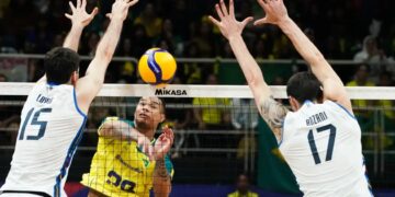 Brasil perde para a Itália em Liga das Nações de vôlei masculino