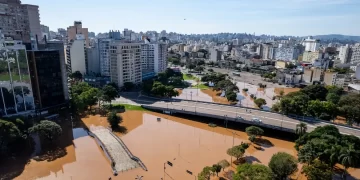 Chega a 100 o número de mortes confirmadas no Rio Grande do Sul