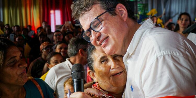 Dr. Dinan lidera disputa com 47% das intenções de voto, diz pesquisa IPPI