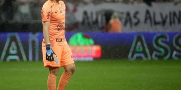 Cássio pode deixar o Corinthians após negociação com o Cruzeiro