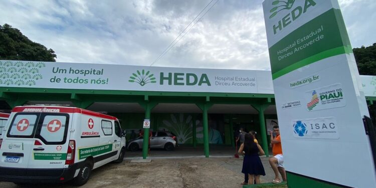 Raio cai em residência durante velório e deixa sete pessoas feridas no Piauí
