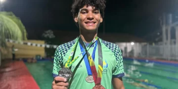 Atleta piauiense vai representar o estado no Campeonato Brasileiro de Natação