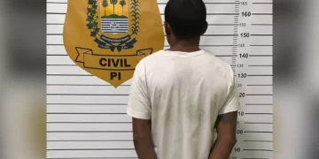 Filhos se enterram na areia para escapar de tentativa de homicídio pelo próprio pai no Piauí