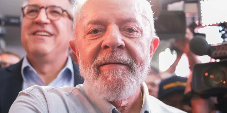 Lula diz que vai sancionar projeto de lei que libera jogo do bicho