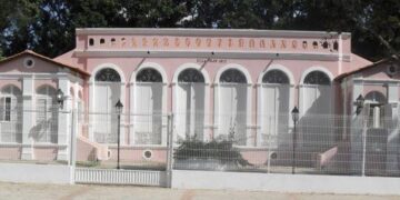 Prefeito é notificado pelo TCE por excesso de cargos e gastos na prefeitura de José de Freitas