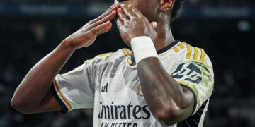 Espanha condena três torcedores por insultos racistas contra Vinicius Júnior