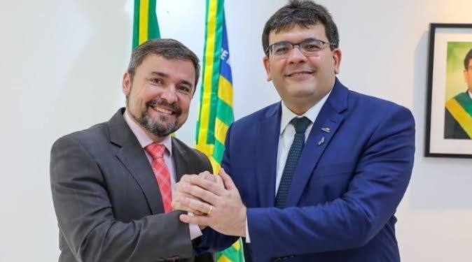 Fábio Novo vence Silvio Mendes no 1º turno com apoio do governador, diz pesquisa