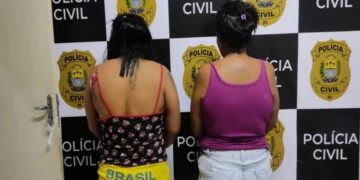 Mãe e filha são presas acusadas de comandar boca de fumo em Teresina