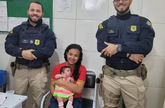 PRF salva bebê de um mês em estado de asfixia por engasgo no Piauí