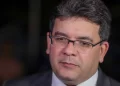 Governador Rafael Fonteles sanciona lei que institui o programa Luz Popular
