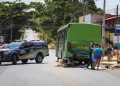 Homem morre após colidir moto contra ônibus em Teresina