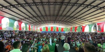 Candidatura de Dr. Dinan é oficializada com a presença de multidão em José de Freitas