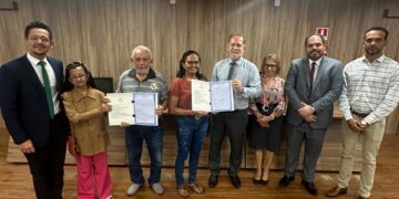 Programa Regularizar entrega primeiros títulos em José de Freitas