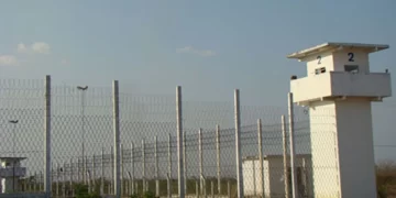 Advogada é presa acusada de tentar entrar no presídio de Timon com drogas