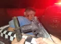 Homem aterroriza família com punhal e agride policiais no interior de José de Freitas