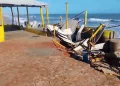 Ressaca do mar destrói barracas e afeta praias de Luís Correia