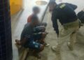 Dupla é presa portando arma caseira e maconha dentro de ônibus em Teresina
