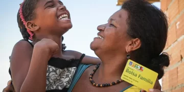 Oito em cada dez famílias do Bolsa Família no Piauí são chefiadas por mulheres