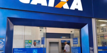 Mulher tenta aplicar golpe com documento falso em agência bancária e é presa no Piauí