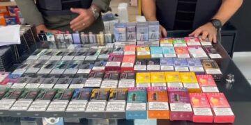 Dono de loja é preso acusado de vender cigarros eletrônicos para crianças no Piauí
