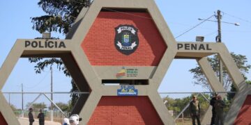 Filho é preso ao tentar entregar drogas ao pai na Penitenciária Major César, em Altos