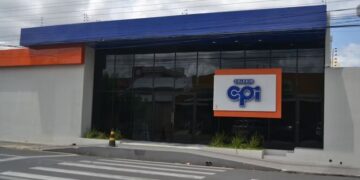 Adolescente de 17 anos que atirou em ex-namorado dentro do CPI é internada no Centro Educacional Feminino de Teresina