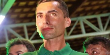 Prefeito eleito de Paulistana se envolve em grave acidente em Monsenhor Hipólito