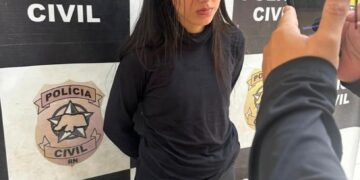 Estudante é presa após atirar contra colega e revelar plano de assassinato