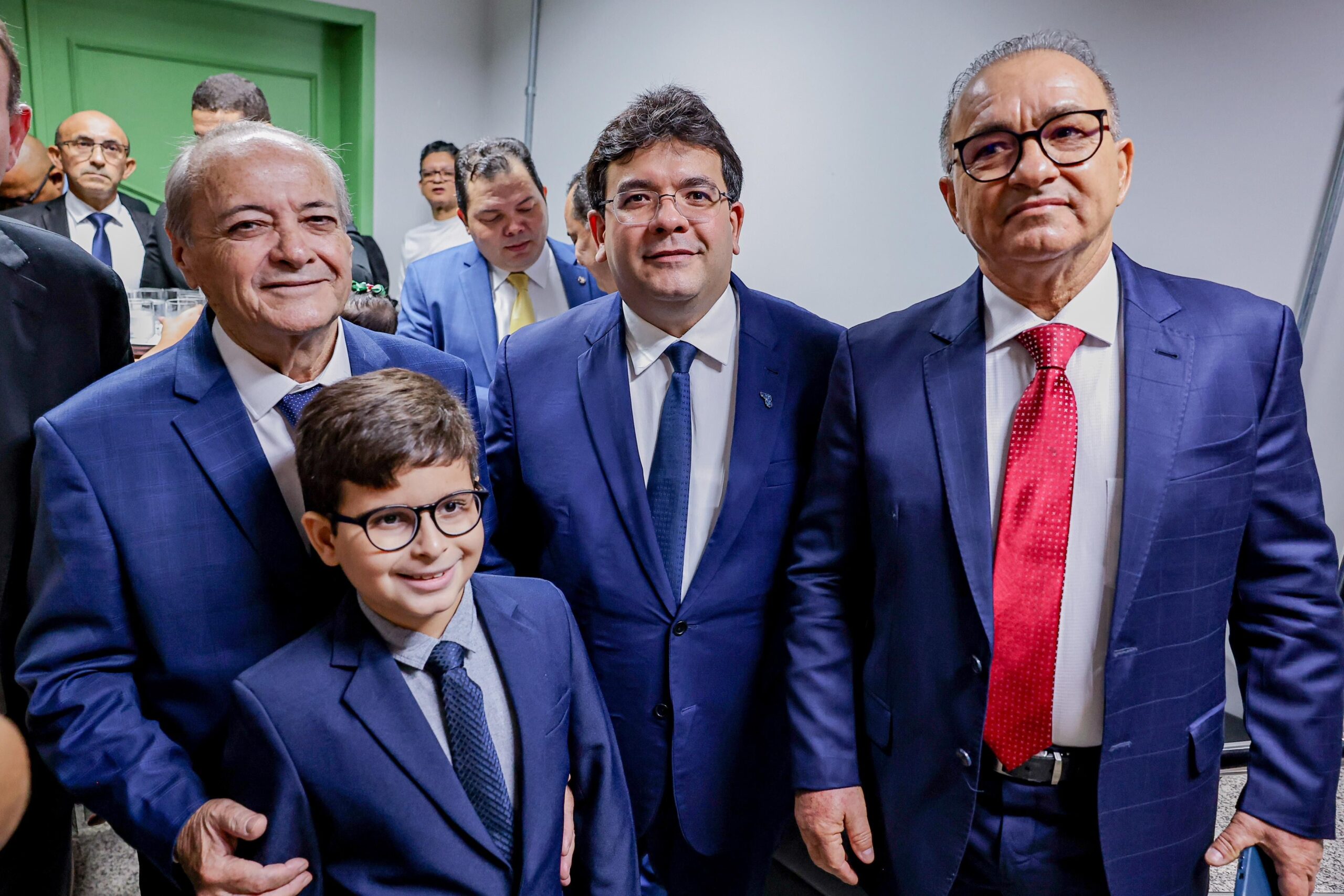 Prefeito, vice e vereadores de Teresina são diplomados em solenidade no auditório do Tribunal de Justiça