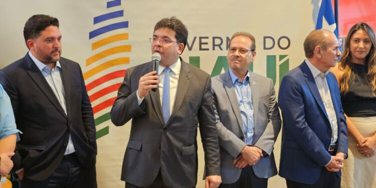 Governador Rafael Fonteles inaugura novo Espaço da Cidadania no Teresina Shopping