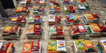 Altos e Moto Club empatam em amistoso beneficente e arrecadam 60 cestas básicas