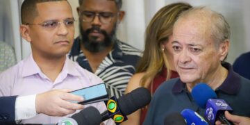 Prefeito Silvio Mendes anuncia pagamento das férias dos professores da rede municipal