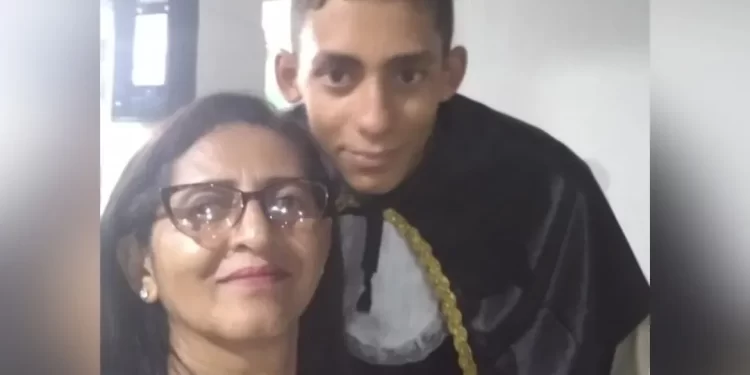 Mãe e filho piauienses são aprovados para a mesma universidade no Rio Grande do Sul